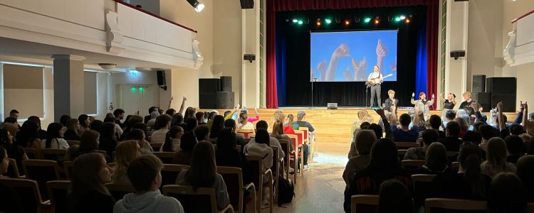 Izskanējusi koncertprogramma “Man patīk dzīvot Latvijā”